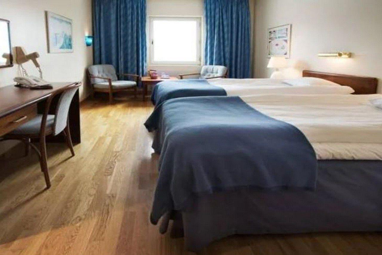 First Hotel Statt Oernskoeldsvik Zewnętrze zdjęcie