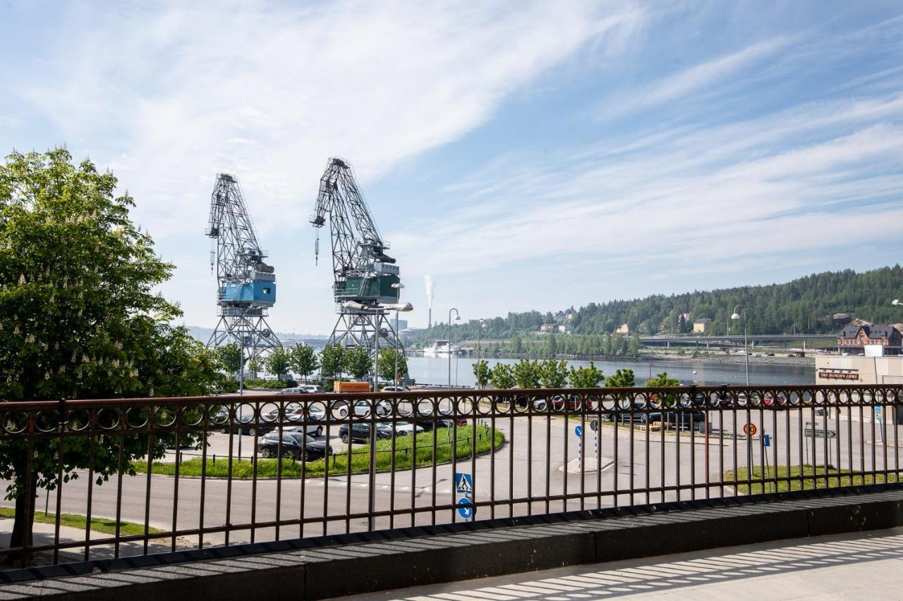First Hotel Statt Oernskoeldsvik Zewnętrze zdjęcie