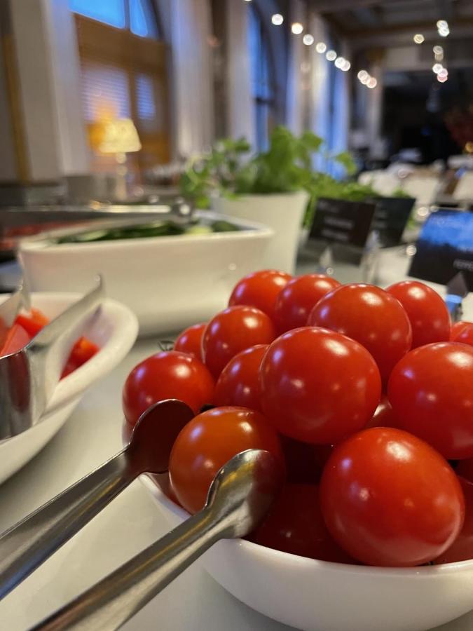 First Hotel Statt Oernskoeldsvik Zewnętrze zdjęcie