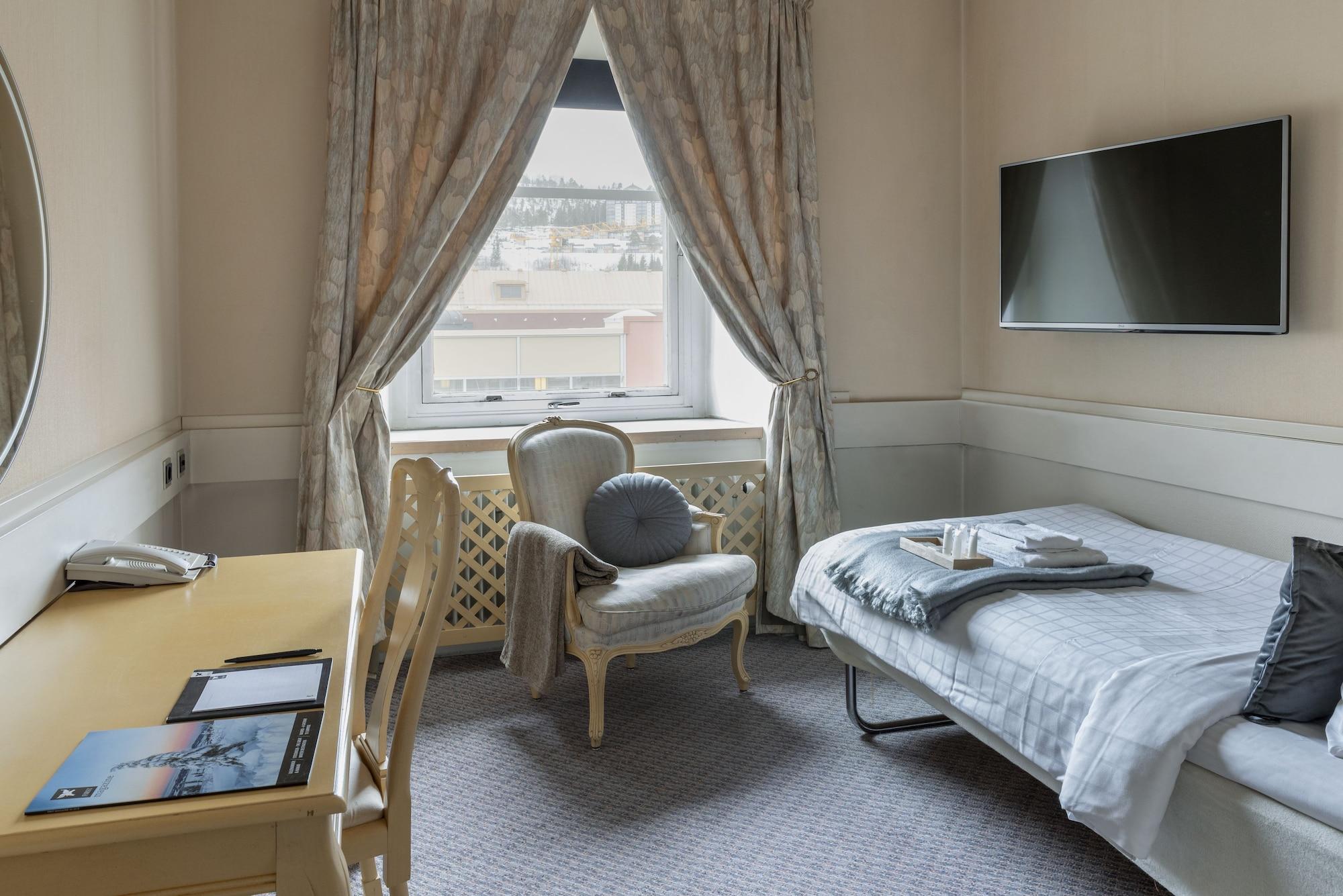 First Hotel Statt Oernskoeldsvik Zewnętrze zdjęcie