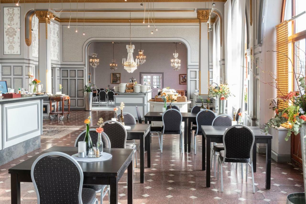 First Hotel Statt Oernskoeldsvik Zewnętrze zdjęcie